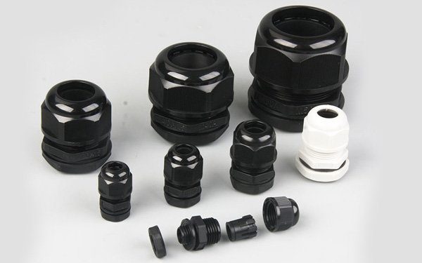 Knowledge popularization of nylon cable gland manufacturers: types of cable gland and joint forms